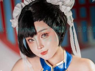 发现了Sayo Momo的灰丝写真的图片，分享这份独特的美，别错过！